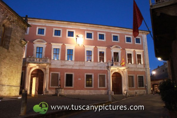 Palazzo Chigi in San Quirico Val d'Orcia